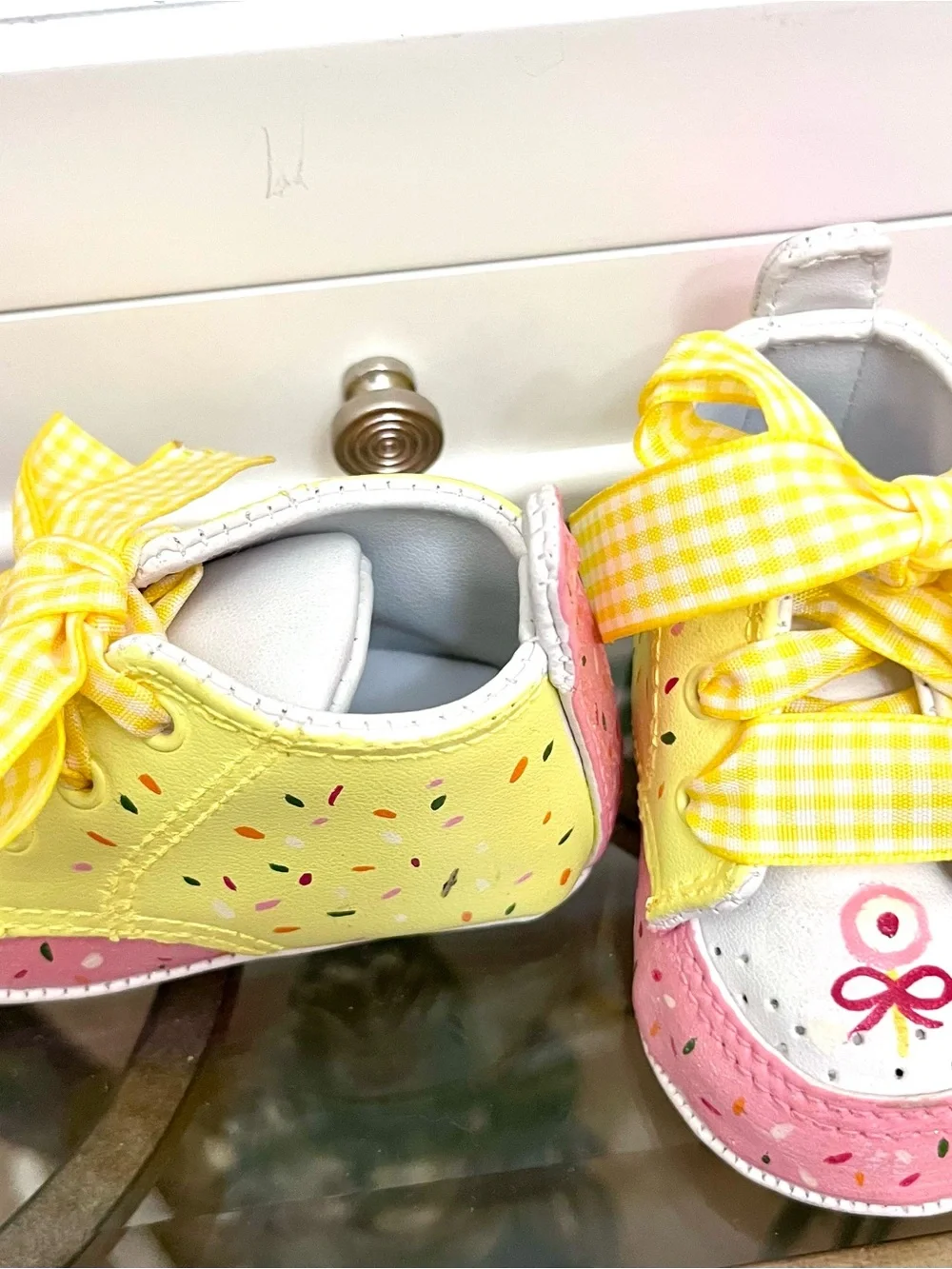 Cynthia Rowley Yellow Gingham Bow Baby Sneakers with Pink Accents